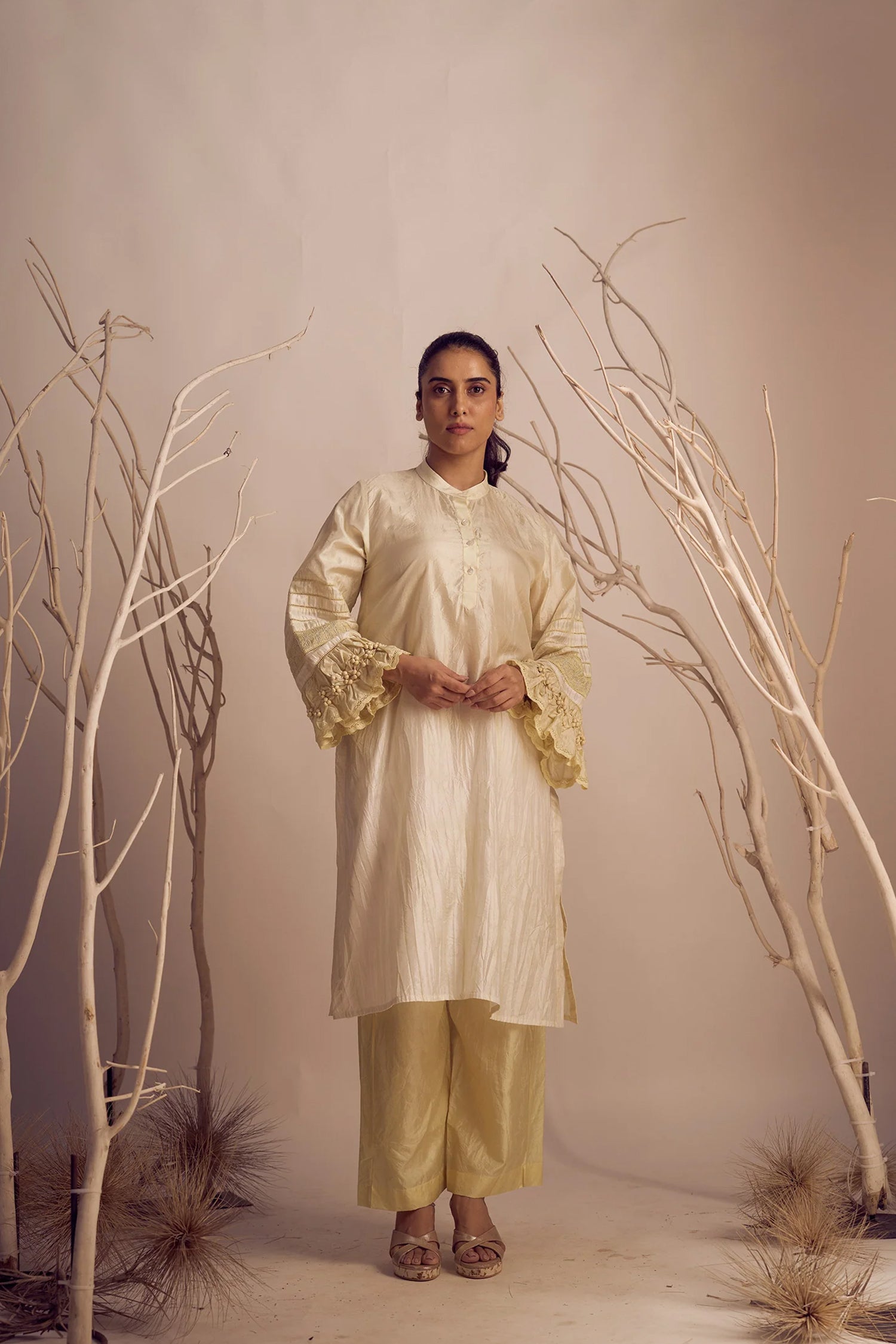 Chrisalis - Kamini
