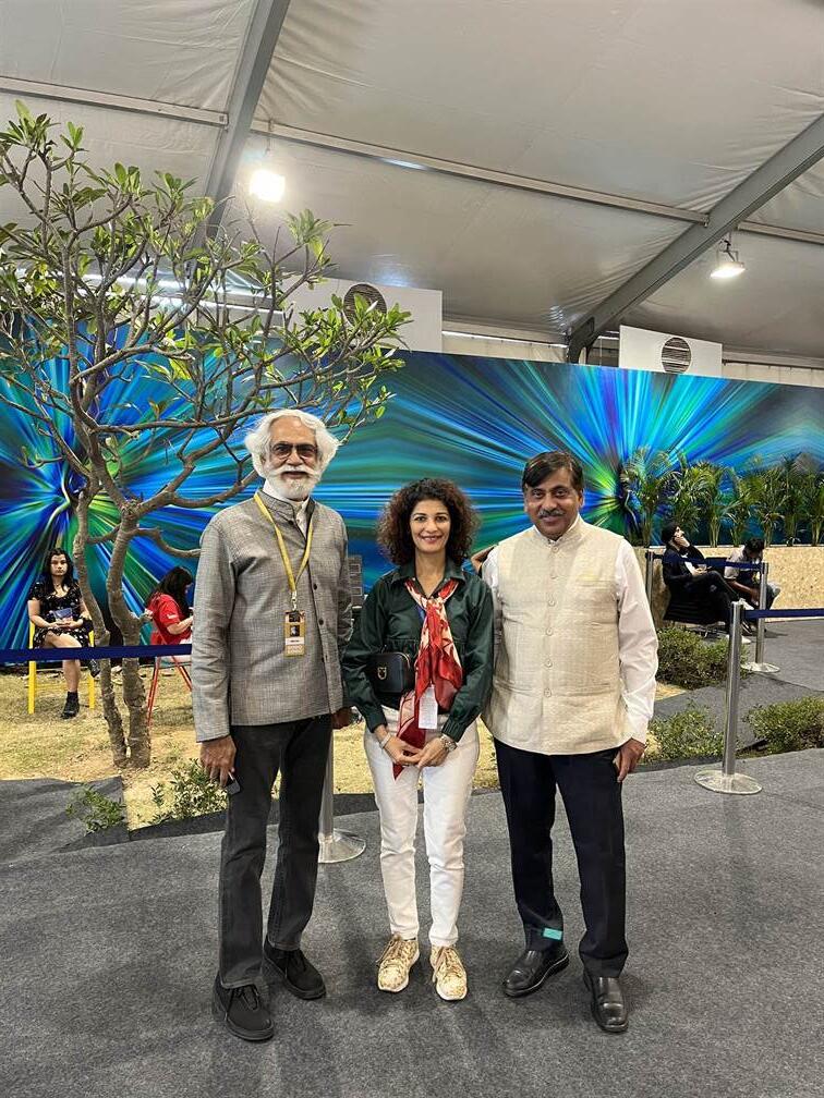 FDCI x LIFW 2022- Ministry of Textile- Shri Upendra Prasad Singh and chairman of FDCI Mr Sunil Sethi